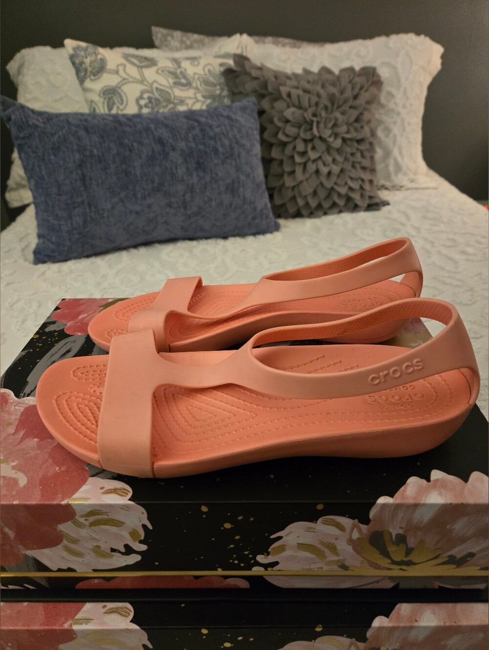 Womens' CROCS Sandals